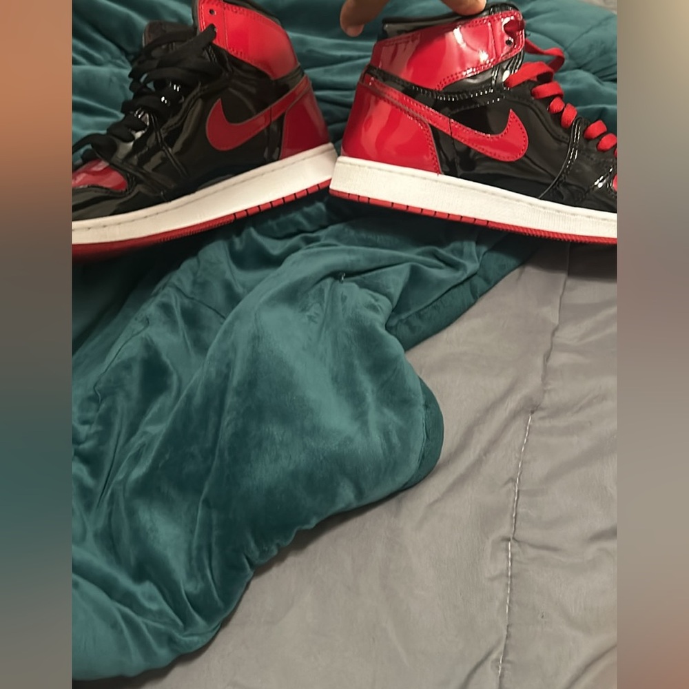 Jordan 1 patent size 6 kids